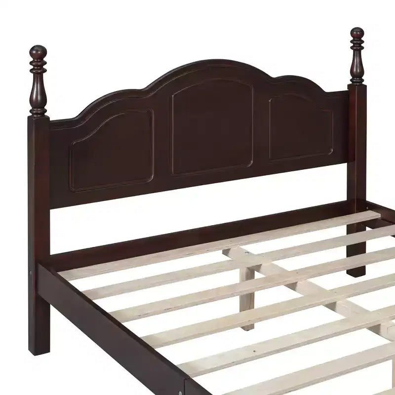 Piattaforma letto in noce/legno bianco con testiera, una piazza e mezza/matrimoniale, 1 posto