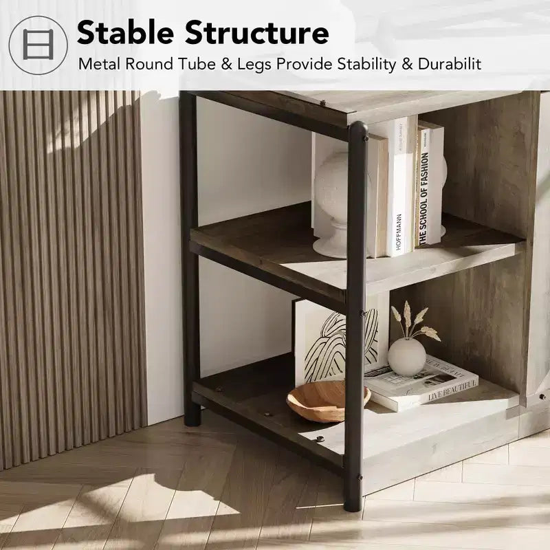 Mobile TV rustico da 63" con ante in rete, Rovere rustico / Grigio / Vintage, Adatto per TV 65"+