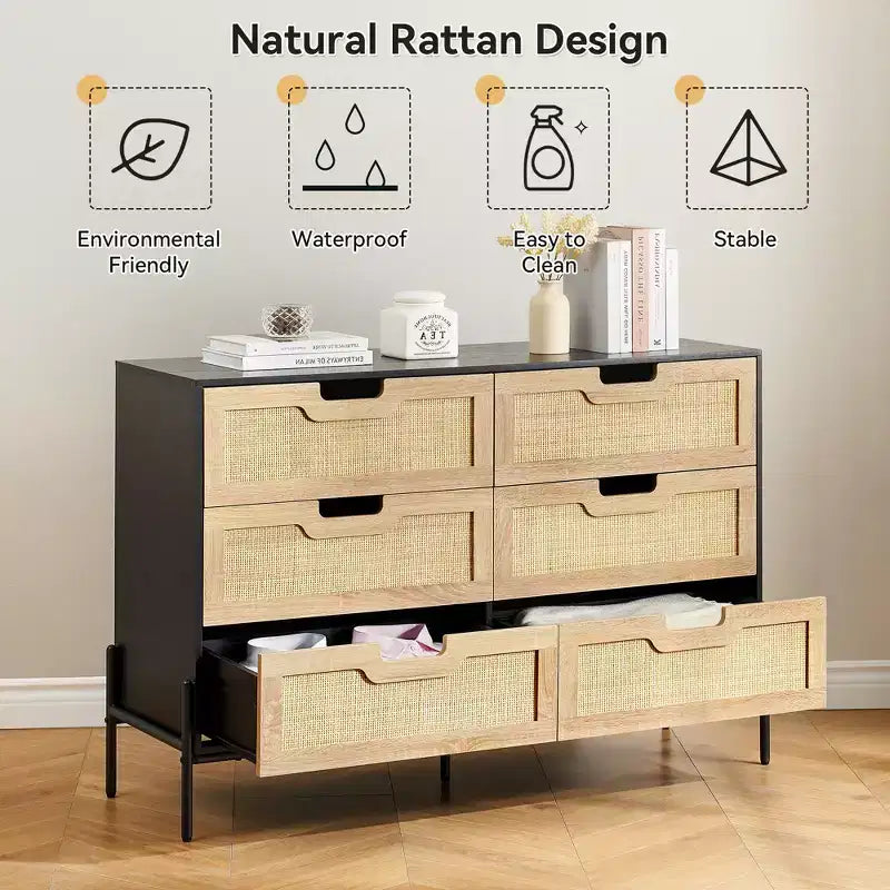 Comò a 6 cassetti nero/rovere con pannello in rattan e gambe in metallo, 120 cm